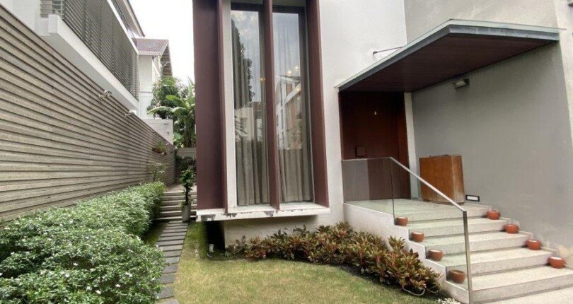 z5260027301163 0d3390d9a61935d69a4ee0389097926d 1024x768 1 810x430 - VILLA SONG LẬP 5 TẦNG CỰC ĐẸP TẠI TRUNG TÂM QUẬN 7 – LIỀN KỀ PHÚ MỸ HƯNG