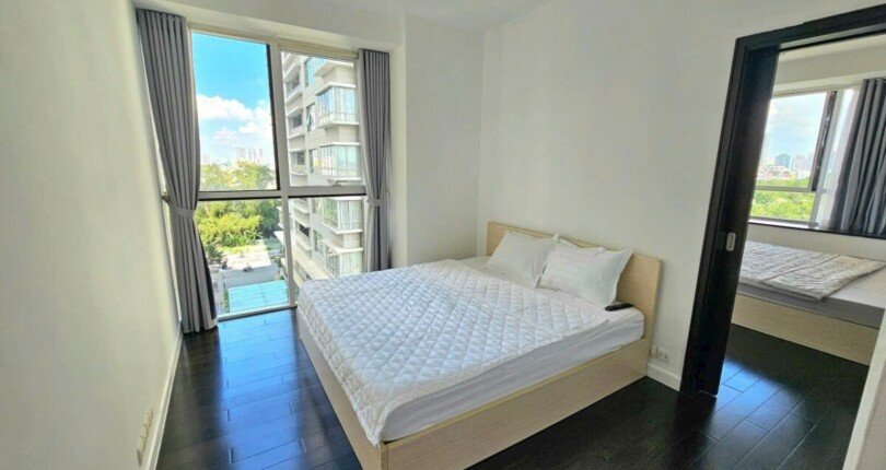 z5784435789174 8a904a752af81747c2bc5eae58d14d35 810x430 - Bán căn hộ Sunrise City View, 163m2, 5 phòng ngủ, sẵn hđ thuê