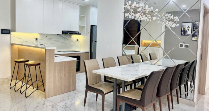 z5834829422325 d2cf29ff9b234a9c55e813df79f1320b 810x430 - Cho thuê căn hộ Midtown 2 phòng ngủ, 91m2 full nội thất giá rất tốt