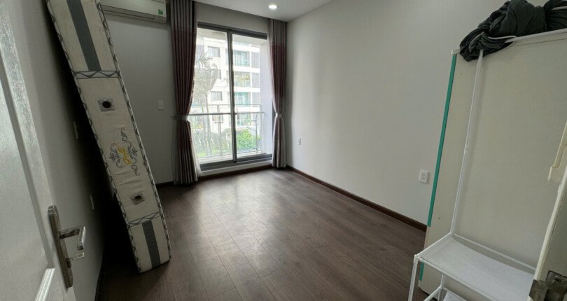 z5842809613637 e48b890b18c123ec9ec639804f47134f 810x430 - Chủ nhà gửi em tìm khách thuê căn hộ Green Valley, Phú Mỹ Hưng. 3 phòng ngủ full nội thất