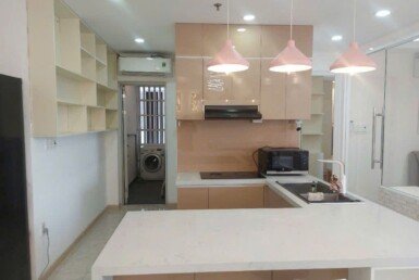 FA68C22B-06AA-4BAE-BC4D-A1C2212B90D2