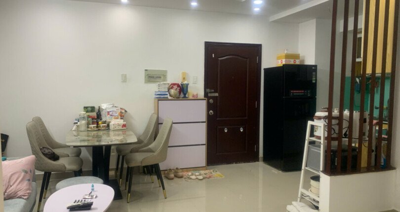 ban can ho hung vuong 2 2 810x430 - Kẹt tiền bán gấp CH Hưng Vượng 2. DT 60m2- Nội thất như hình- 1 Phòng 1wc- Giá rẻ chỉ 3.250 TỶ