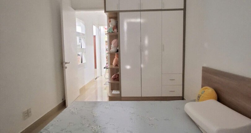 ban can ho sky garden 2 9 2 810x430 - Cần bán căn hộ Sky Garden 2. DT 71m2 Nhà đẹp- 2 Phòng-1wc- Nội thất đầy đủ- Giá bán 4.1 Tỷ