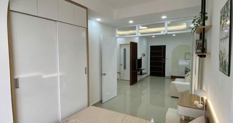 ban can ho sky garden 3 8 810x430 - Cần cho thuê nhanh căn hộ Sky Garden 3. DT 56m2- Nhà rất đẹp- Nội thất mới 100%- 2 PN-1WC- Giá 16 Triệu/Tháng