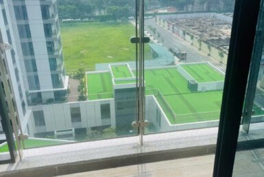 ban-cong-phong-khach-can-ho