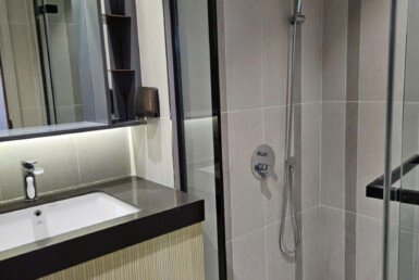 can-ho-ban-co-2-toilet-day-du-thiet-bi-nhu-hinh