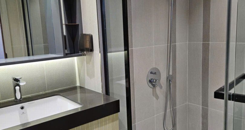 can ho ban co 2 toilet day du thiet bi nhu hinh 810x430 - Bán căn hộ Cardinal Court Phú Mỹ Hưng block B, đầy đủ nội thất, giá 8,2 tỷ