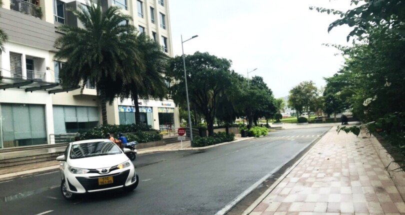 duong d7 phuong 22 quan binh thanh 810x430 - Giá mua bán Shophouse đã có sổ tòa nhà Central Park 1 Vinhomes Tân Cảng Bình Thạnh T11/2024