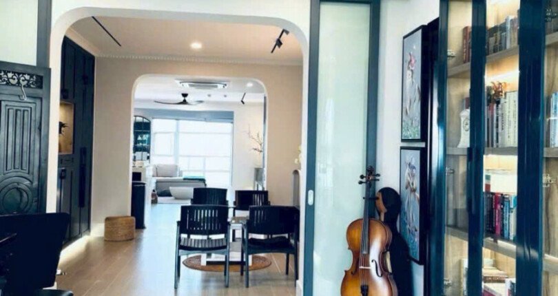 goc phong khach 810x430 - Giá mua bán căn hộ Penthouse Chung cư Happy Valley Quận 7 T10/2024