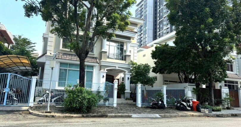 hinh anh mua ban nha biet thu nguyen can duong so 18 khu pho my van 2 phu my hung quan 7 t10 2024 810x430 - Giá mua bán nhà Biệt thự nguyên căn Khu Mỹ Văn 2 Phú Mỹ Hưng Quận 7 T10/2024