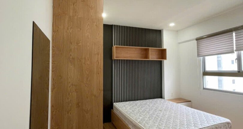 hinh anh phong ngu can ho cho thue 810x430 - Cho thuê căn hộ chung cư Scenic Valley 2, 84m2, căn góc , giá 21tr/tháng, xem nhà dễ.