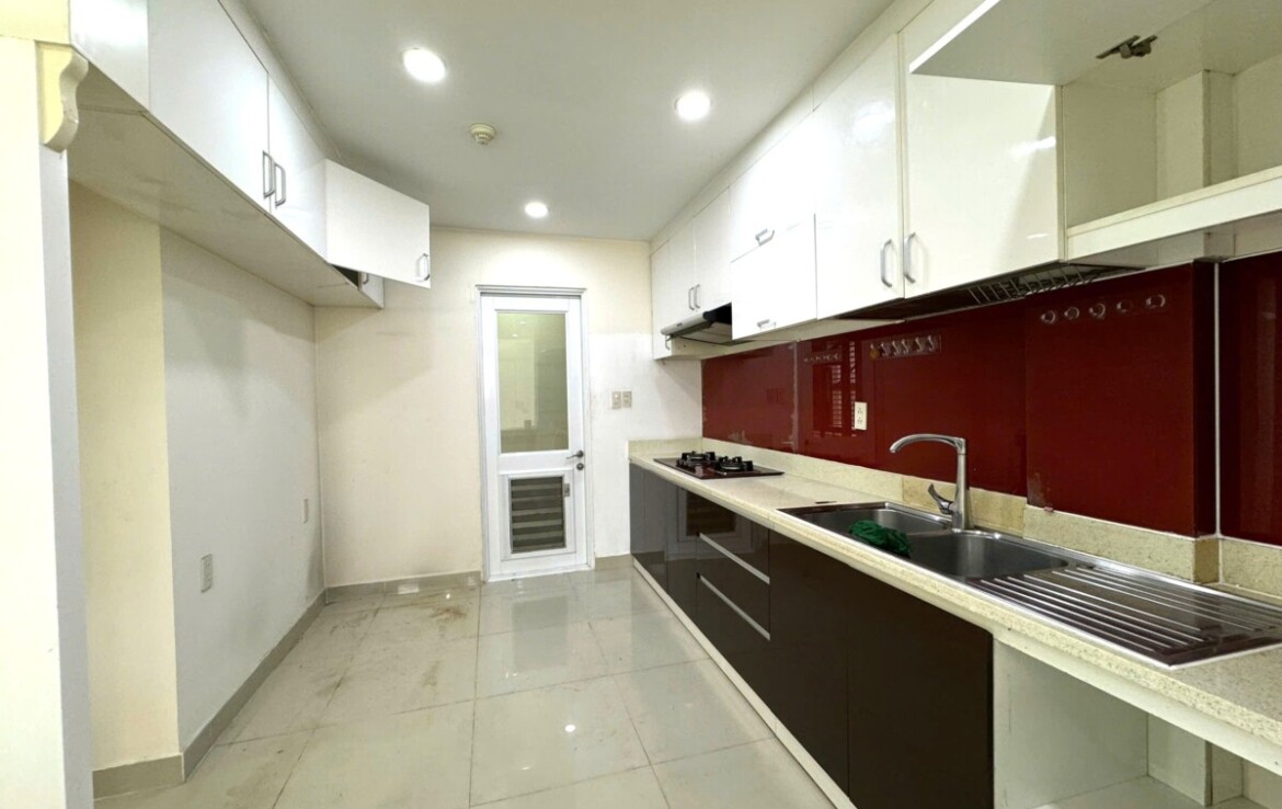 khong gian bep rong rai 6 1170x738 - Giảm thêm 500tr bán gấp căn hộ Riverside Residence Phú Mỹ Hưng Quận 7