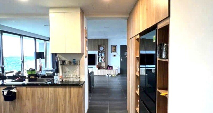 khong gian phong khach 2 810x430 - Giá mua bán căn hộ 3 phòng ngủ chung cư The Panorama 2 Phú Mỹ Hưng Quận 7 T11/2024