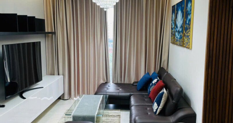 khong khach can ho ban 810x430 - Giá mua bán căn hộ 3pn chung cư Midtown m7 Phú Mỹ Hưng Quận 7 T10/2024