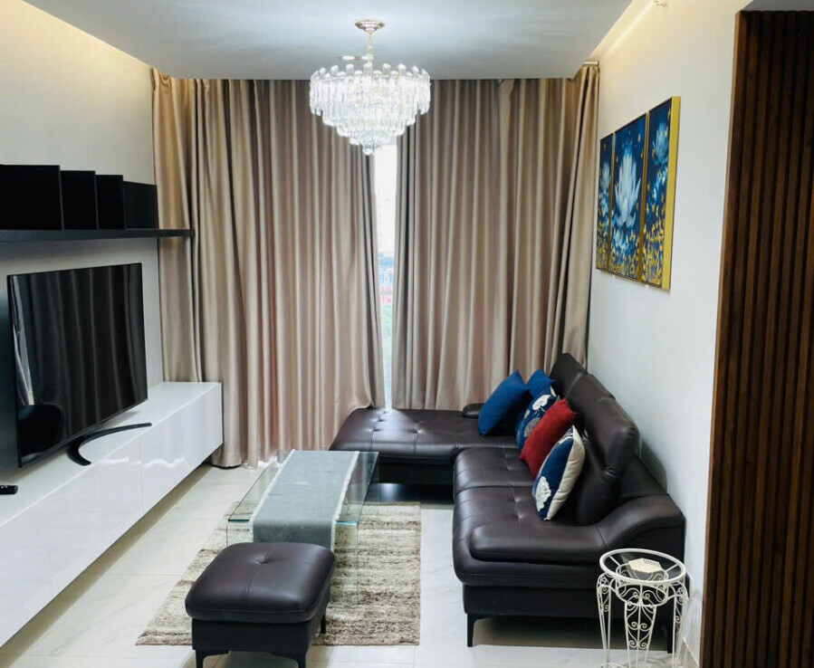 khong khach can ho ban 899x738 - Giá mua bán căn hộ 3pn chung cư Midtown m7 Phú Mỹ Hưng Quận 7 T10/2024