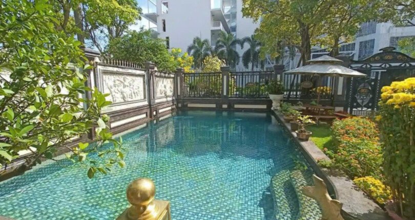 nha biet thu cho thue co ho boi rieng 810x430 - Giá cho thuê nhà Biệt thự có hồ bơi Khu Mỹ Tú 2 Phú Mỹ Hưng Quận 7 T10/2024