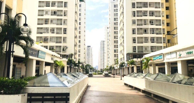 pho di bo sky garden 2 quan 7 810x430 - Giá mua bán shop góc Chung cư Sky Garden 2 Quận 7 T10/2024