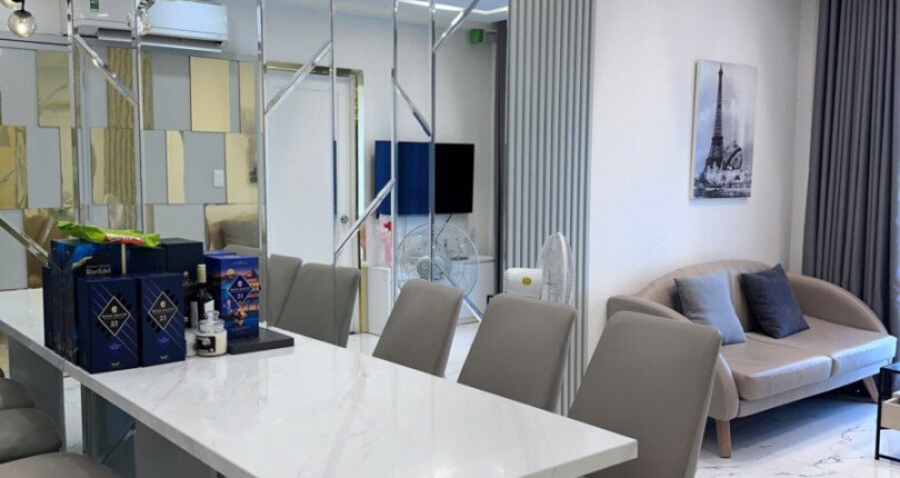 phong khach can ho ban 32 810x430 - Bán căn hộ chung cư Saigon South, 72m2, 02pn, giá 4.650 tỷ, nhà đẹp, nội thất cao cấp.