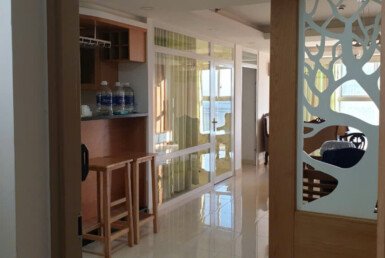 phong-khach-can-ho-ban