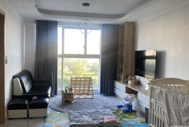 phong-khach-can-ho-ban