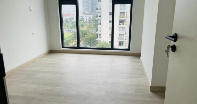 phong ngu can ho ban 22 810x430 - Duy nhất căn hộ 2 phòng ngủ nội thất chủ đầu tư cần bán tại Cardinal Court Phú Mỹ Hưng
