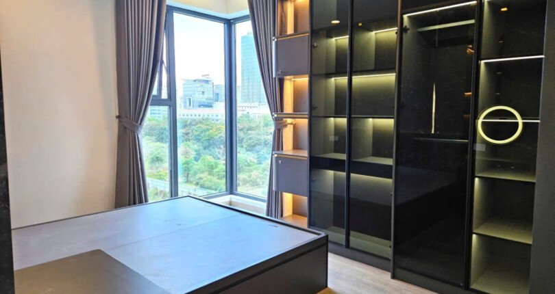 phong ngu master 2 810x430 - Bán căn hộ Cardinal Court Phú Mỹ Hưng block B, đầy đủ nội thất, giá 8,2 tỷ
