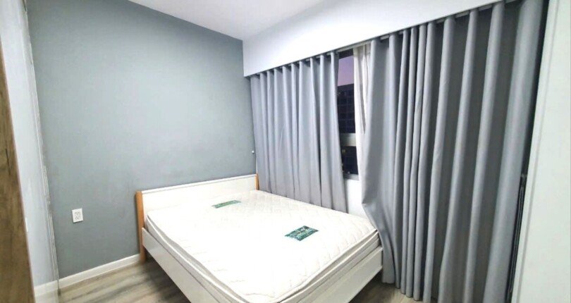phong ngu nho trong can ho ban 1 810x430 - Giá mua bán căn hộ 2 phòng ngủ Block A Chung cư Scenic Valley 2 Phú Mỹ Hưng Quận 7 T10/2024