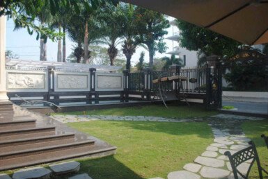 san-truoc-nha-cho-thue