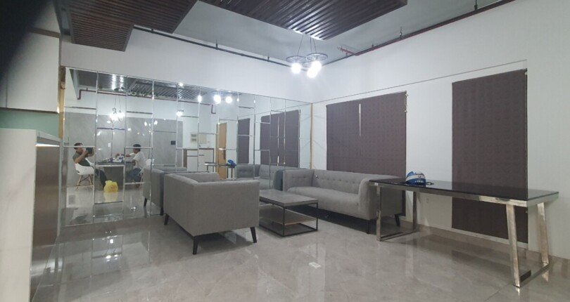 toan phong khach can ho can cho thue 810x430 - Cho thuê căn hộ chung cư Scenic Valley 2, 101m, giá 25tr/tháng, đầy đủ nội thất, xem nhà dễ.