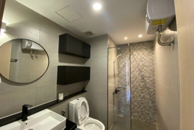toilet-trong-can-ho-ban