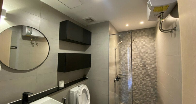 toilet trong can ho ban 3 810x430 - Bán gấp căn hộ Riverpark Premier Phú Mỹ Hưng, căn góc lầu 18, giá 13,5 tỷ