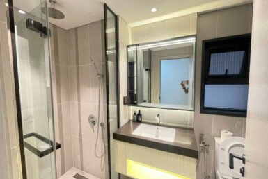 toilet-trong-can-ho-cho-thue