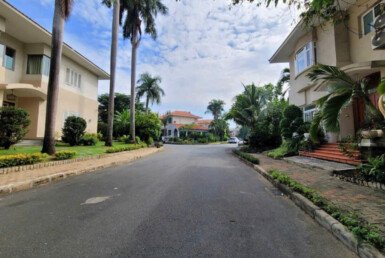 vi-tri-biet-thu-goc-3-mat-duong-noi-khu