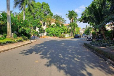 vi-tri-biet-thu-mat-duong-noi-khu