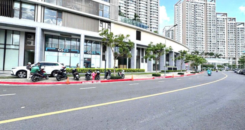 vi tri shophouse mat duong so 15 phuong tan phu quan 7 810x430 - Giá mua bán Shophouse số 54 Chung cư Midtown the Peak m8 Phú Mỹ Hưng Quận 7 T11/2024