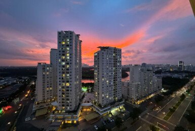 view-ban-cong-can-ho-ban