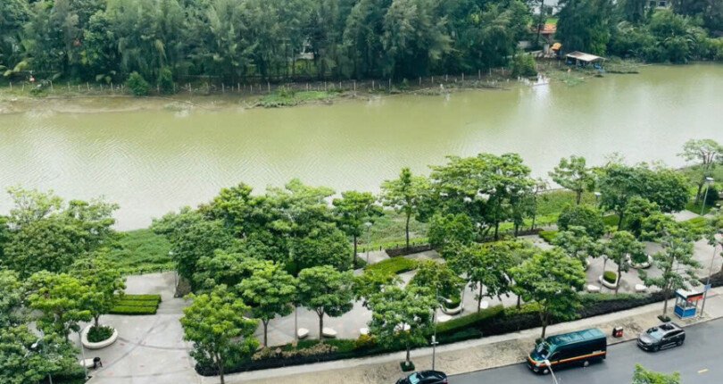 view can ho ban 810x430 - Bán căn hộ chung cư Midtown The Signature, 119m2, 03pn, giá 11.3 tỷ, nội thất cao cấp.