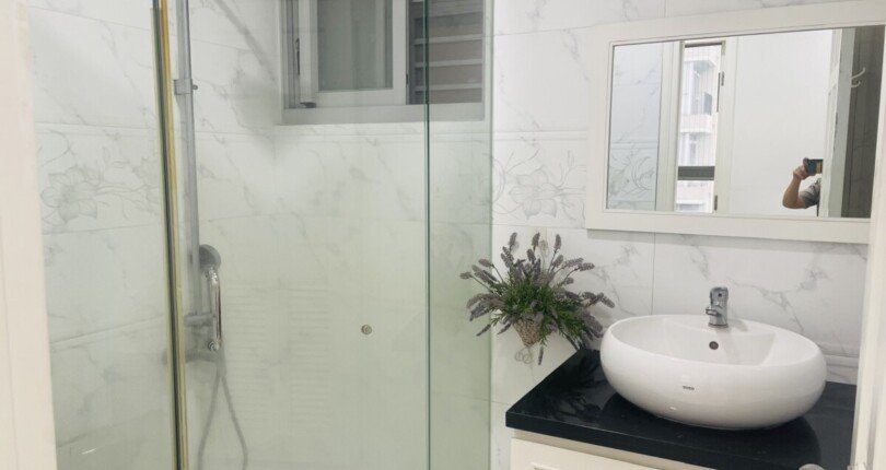 wc can ho cho thue 810x430 - Cho thuê căn hộ chung cư Star hill , 03pn, giá 19tr/tháng, đầy đủ nội thất xem nhà dễ.