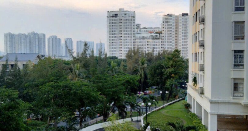 wehdfbdv576587879pignfdszcxc 2 810x430 - Cho thuê chung cư Sky Garden 2, dt 71m 2pn full nội thất