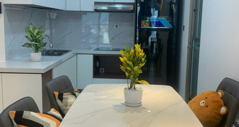 z5888174757974 c776f596c0dd9adaac094e4186193bf8 810x430 - Cho thuê căn hộ Midtown Phu My Hung - Q7 - TP HCM. DT 80m 2phong giá 1100 usd/tháng