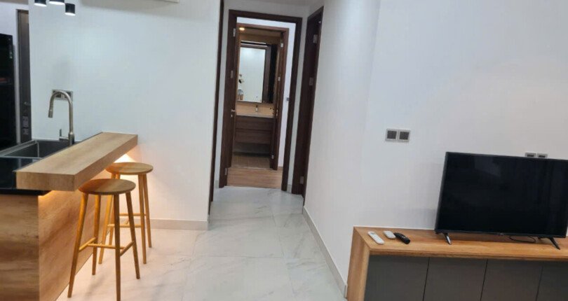 z5888175301188 4a77d5da871f468f50f1dd8aa71fbd00 810x430 - Cho Thuê Midtown Phú Mỹ Hưng 81m2, 2 phòng ngủ, 2wc full nội thất như hình