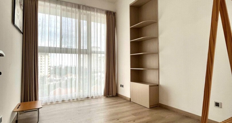 z5888178527531 946a0e6fec1f6270f7deab5c313d42ac 810x430 - Cho thuê căn hộ Midtown 2Pn 2Wc đầy đủ nội thất cao cấp, giá chỉ 26tr/th