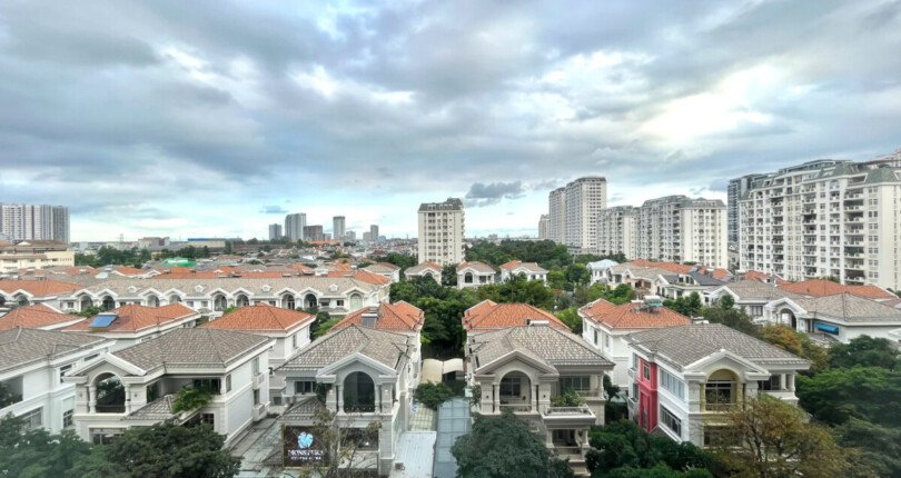 z5888178567524 04fec27f494c22028ecf5edfc1ece9f6 810x430 - Cho thuê căn hộ Midtown 2Pn 2Wc đầy đủ nội thất cao cấp, giá chỉ 26tr/th