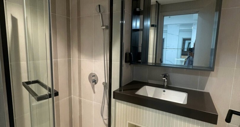 z5888332350492 96f02471c44d2d5841db33713843feb3 810x430 - Cho thuê căn hộ Cardinal court 2PN - PMH - Quận 7. Full nội thất đẹp chỉ 25tr/tháng