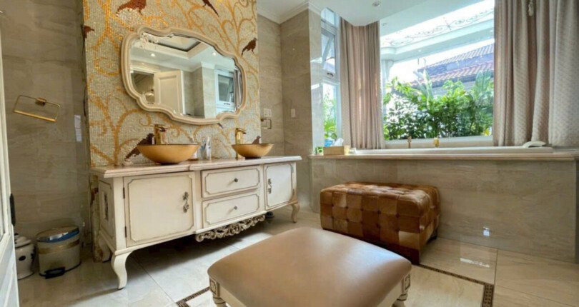 z5895191671001 cb6ff069f50277226c914d483863e3ef 810x430 - BÁN BIỆT THỰ NAM THIÊN 3, KHU CẢNH ĐỒI PHÚ MỸ HƯNG ( 17 X 24 ), GIÁ 98 TỶ