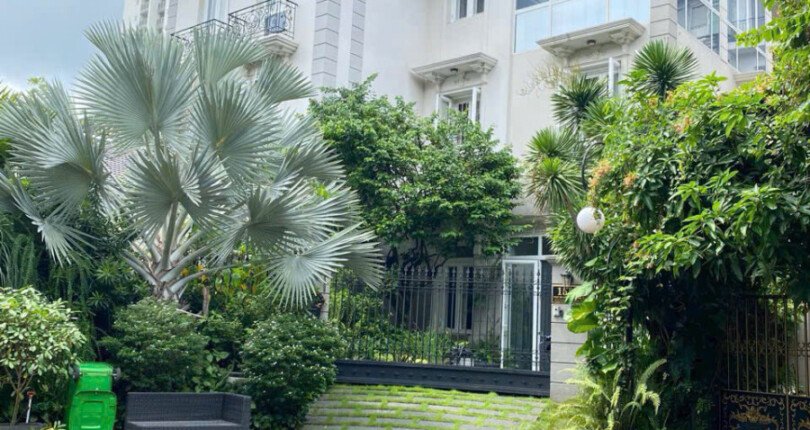 z5895191705552 d3a688c1b4db14d6c239f1ae49b8f9f6 810x430 - BÁN BIỆT THỰ NAM THIÊN 3, KHU CẢNH ĐỒI PHÚ MỸ HƯNG ( 17 X 24 ), GIÁ 98 TỶ