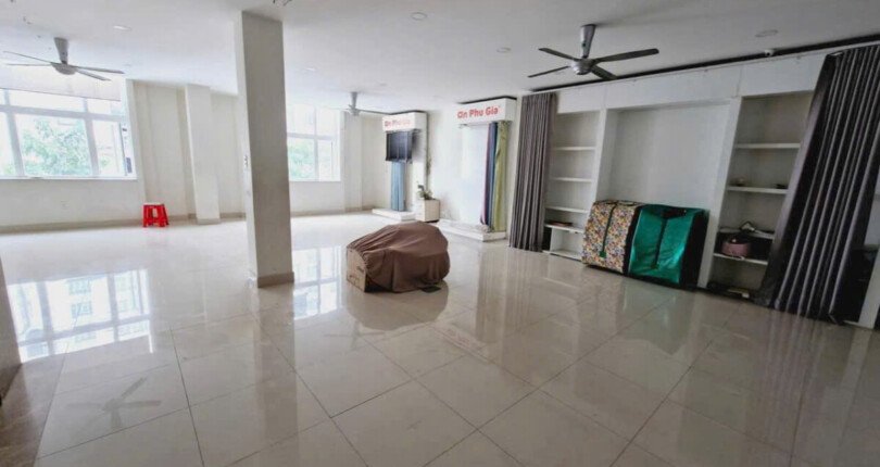 z5895243942826 13529429d48dca56b6ec4c5076cfcd51 810x430 - Bán Toà Nhà Văn Phòng Làng Đại Học Khu ACB Phước Kiển Gần Lotte Quận 7, giá 22,5 tỷ.