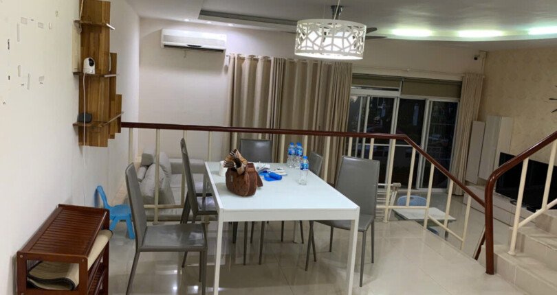 z5904285967986 e8a01d30d71a680458b9f5ad56a3da33 810x430 - Cho thuê căn hộ Mỹ Tú 198m2,Phú Mỹ Hưng, Q7