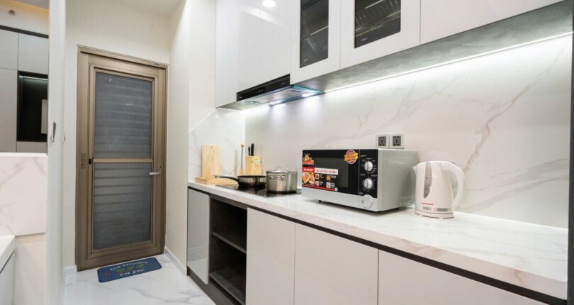 z5909475967993 bb25bbdea7ec195ddee7d890479e6b19 810x430 - Cho thuê căn hộ Mitown M8 Tầng 20 83m 2 phòng full