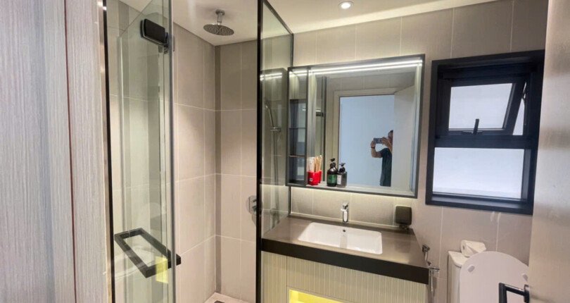 z5909582686730 f63c22c1444d825968a824c502cca822 810x430 - Cho thuê căn hộ Cardinal Court Tầng 9, 76m 2 phòng ngủ full nội thất